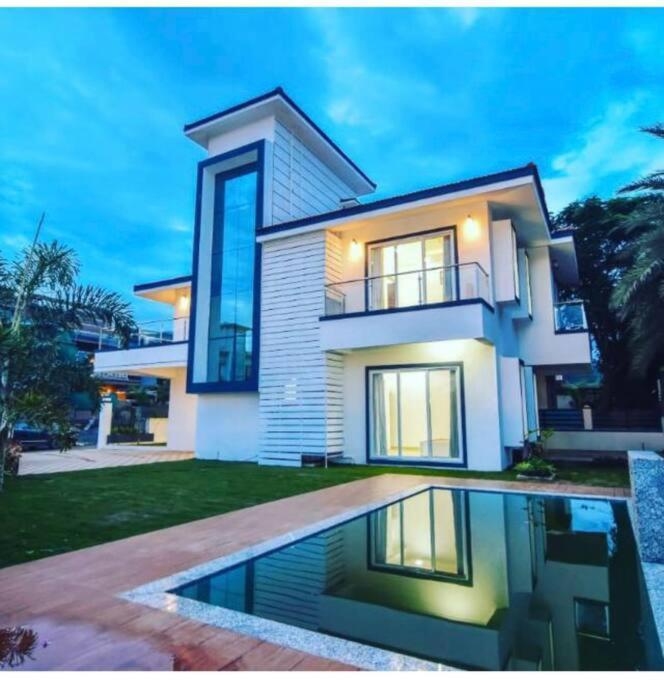Royal Paradise Villa Lonavala Exterior foto